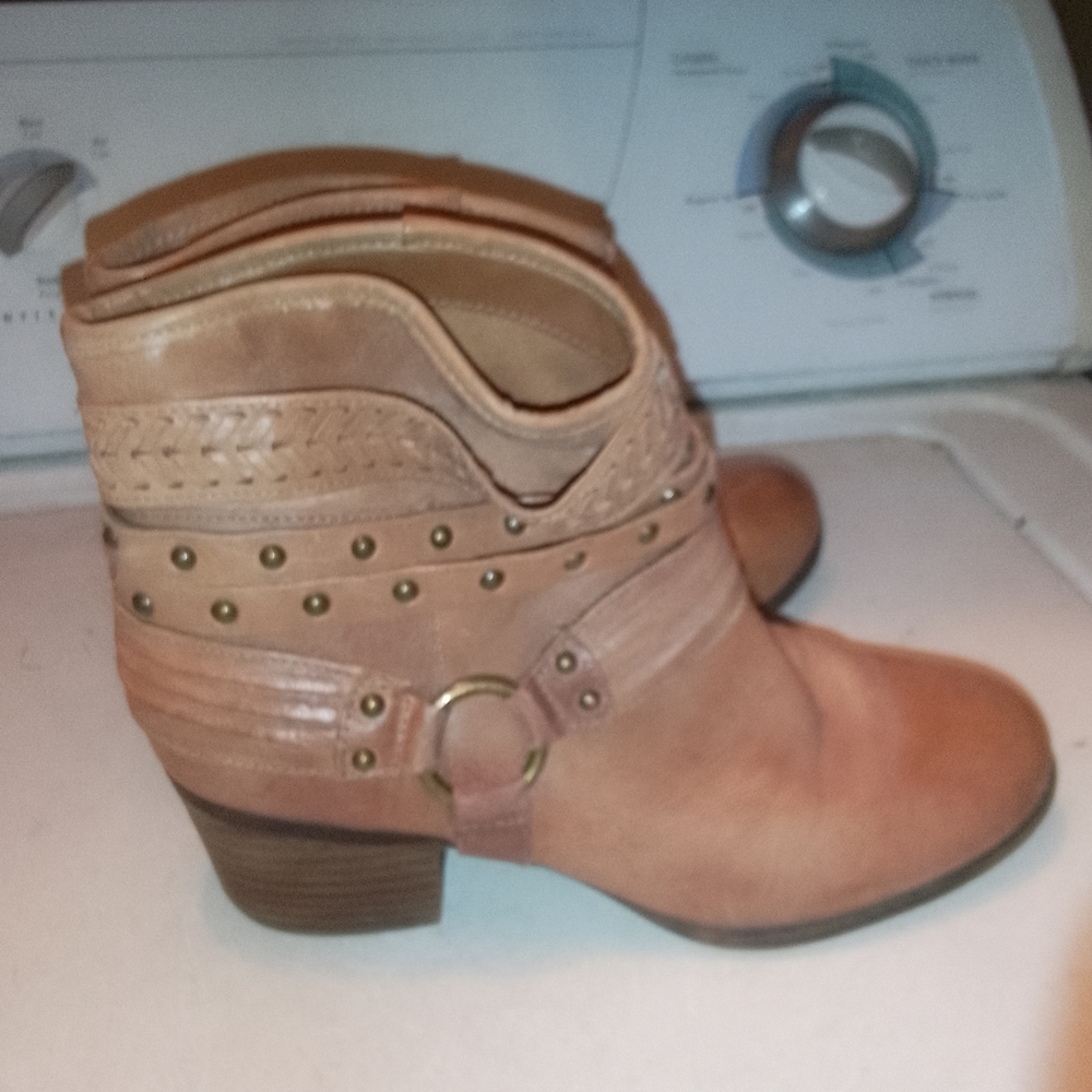 Tan Ankle Boots with Studded Strap and Stacked Heel